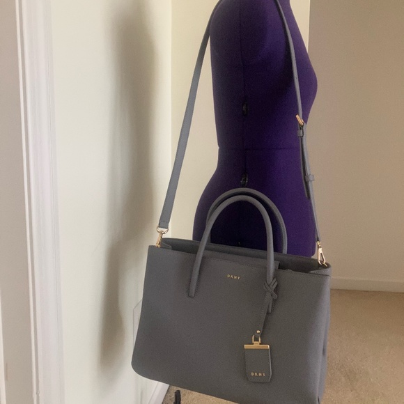 DKNY Tote Blue Gray Textured (Saffiano) Leather Brand New - Picture 10 of 10